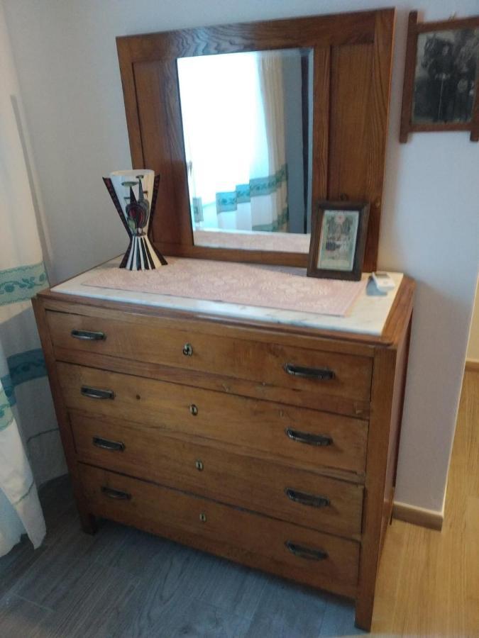 Casa Figus Via Azuni 5 Narbolia Apartman Kültér fotó